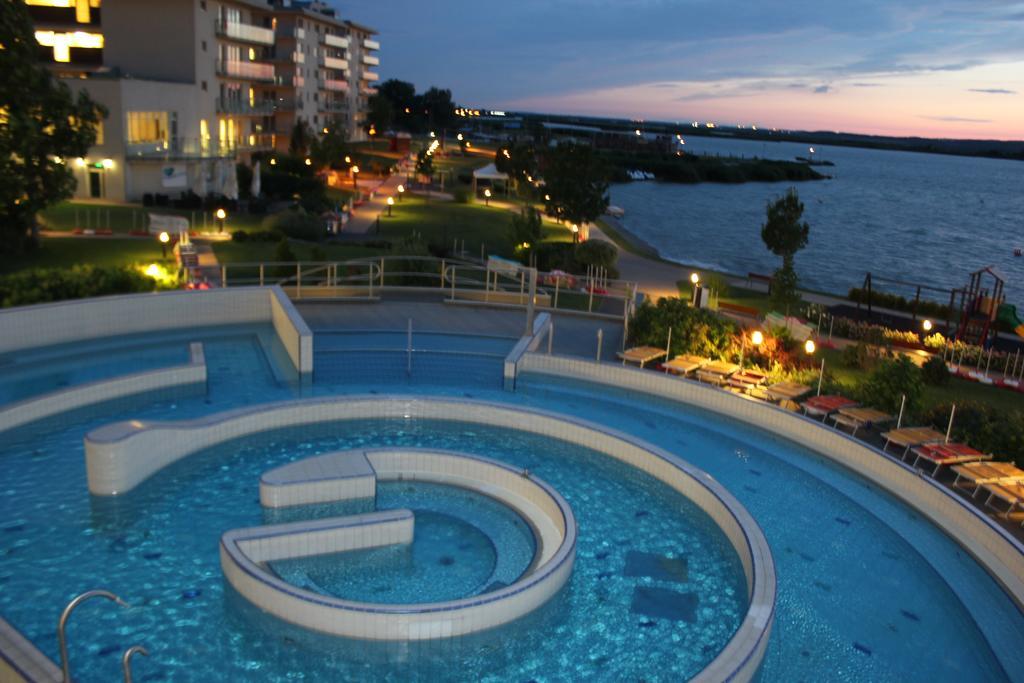 Wellness Apartments In Velence Exterior foto