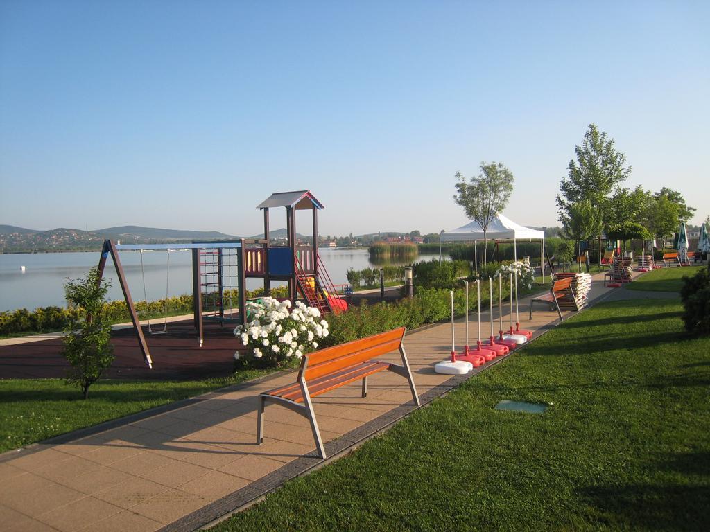 Wellness Apartments In Velence Exterior foto